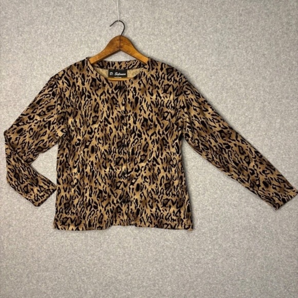 Leopard Print Long Sleeve Top
